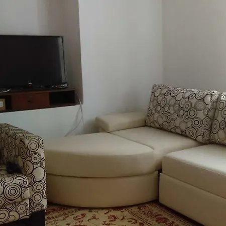 Lijepi Stan U Centru Travnika Апартаменты